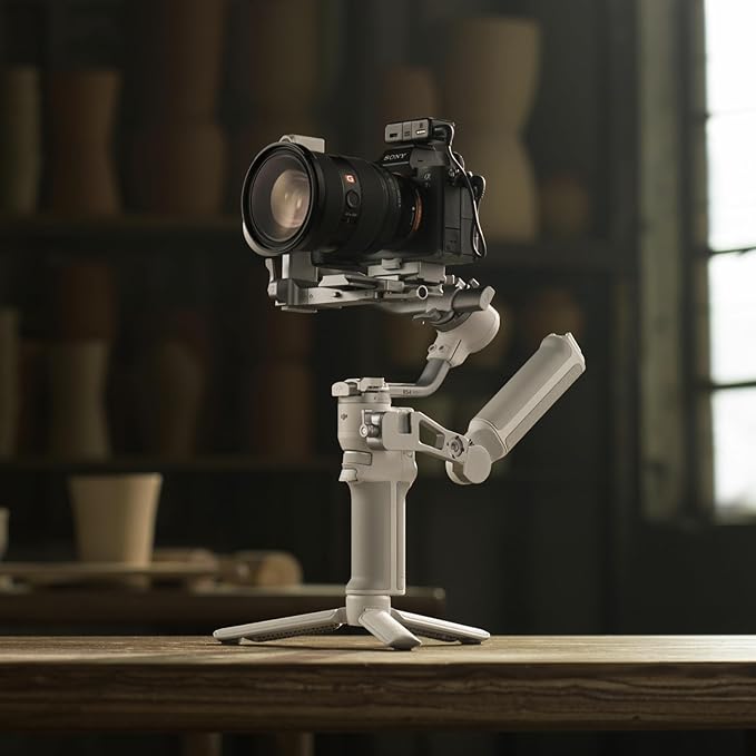 DJI RS 4 Mini Combo Gimbal Stabilizer RS400M-C1